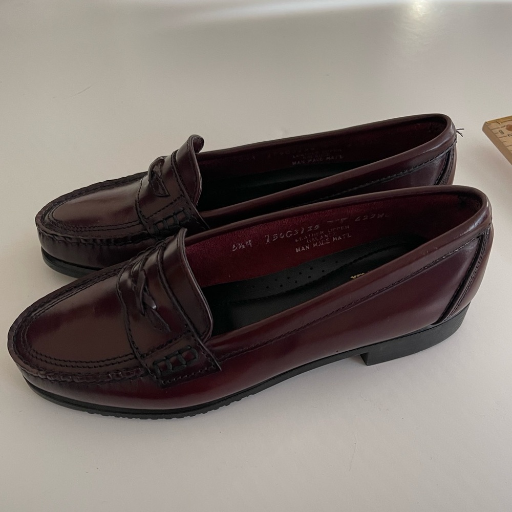 Bass Women's Burgundy Penny Loafers - Picture 12 of 12
